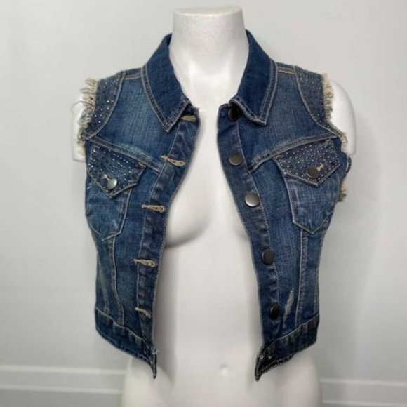 Distressed jean vest - Picture 1 of 3